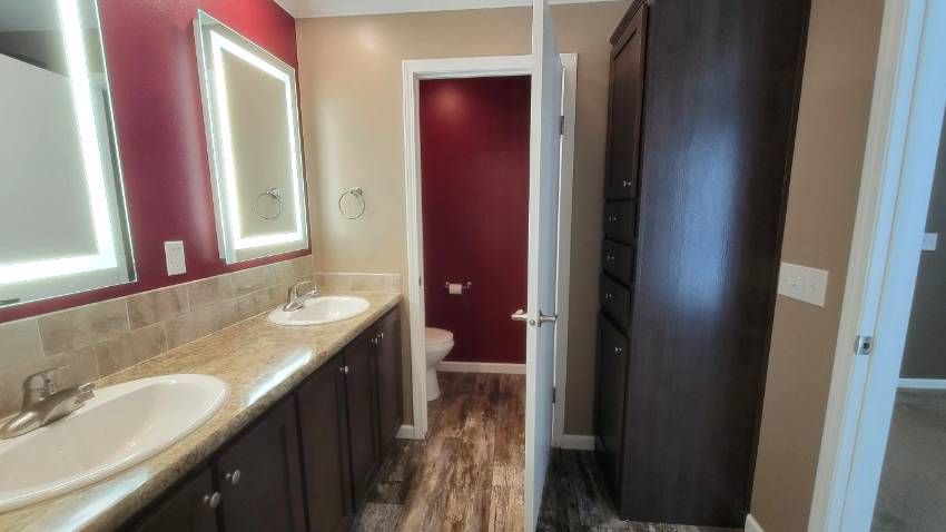 252 Siberian Cypress Circle a Winter Haven, FL Mobile or Manufactured Home for Sale